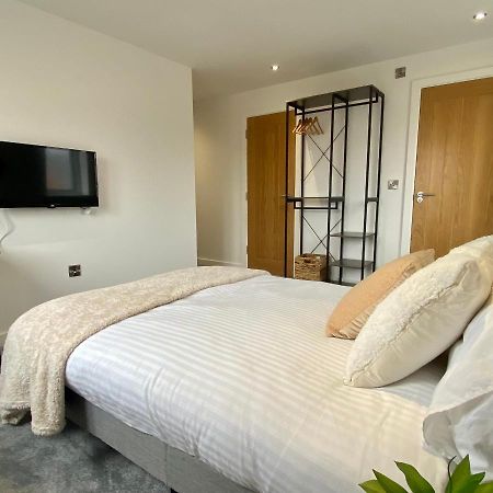 Modern 2 Bed Apartment/Free Parking/Near City/Self-Check In Handsworth 外观 照片
