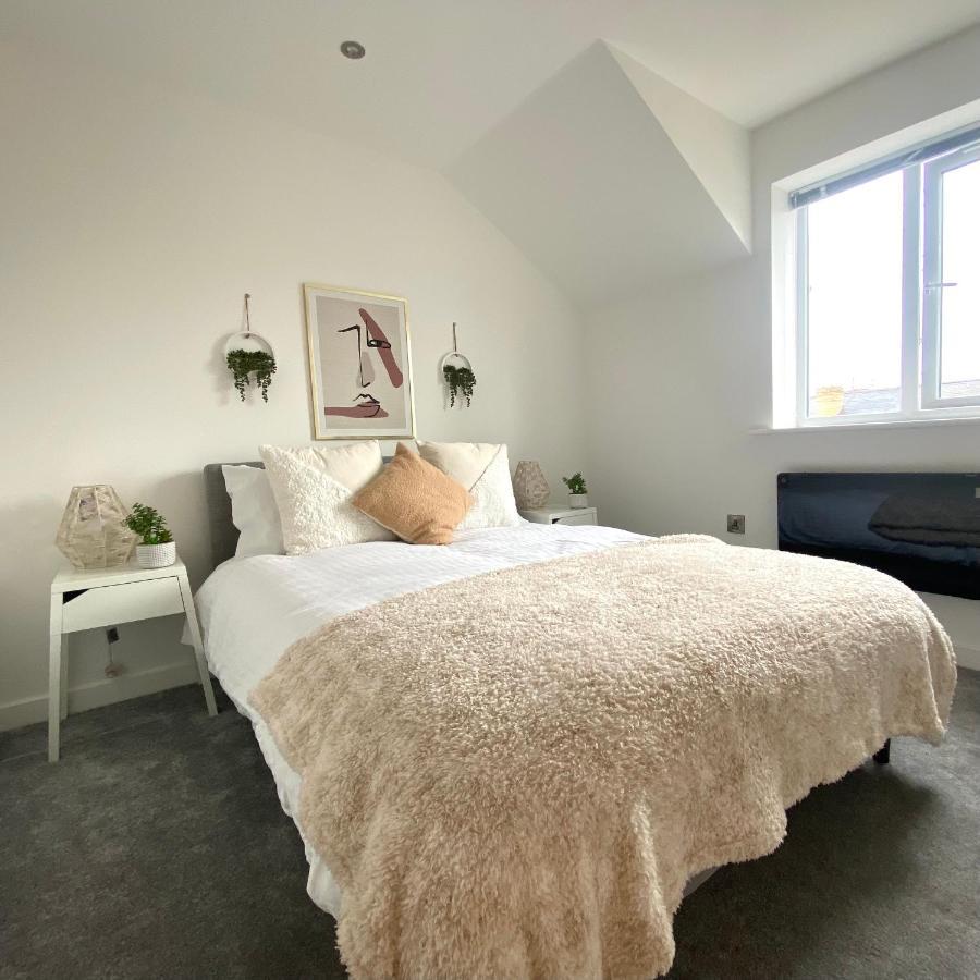 Modern 2 Bed Apartment/Free Parking/Near City/Self-Check In Handsworth 外观 照片